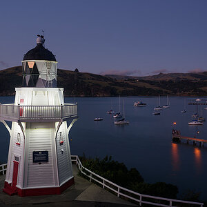 Leuchtturm Akaroa beleuchtet klein