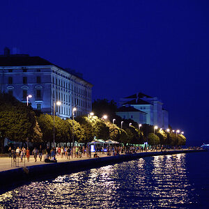 Zadar, Strandpromenade blaue Stunde