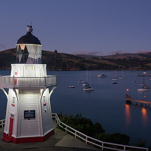 Leuchtturm Akaroa beleuchtet klein