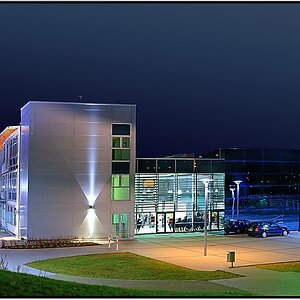 Schule Neu Anspach HDR jpg