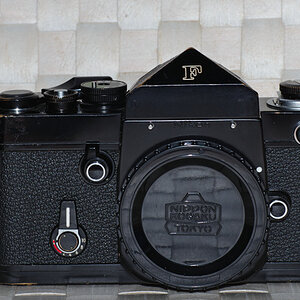 Nikon F2 mit "Prism Finder" der Nikon F