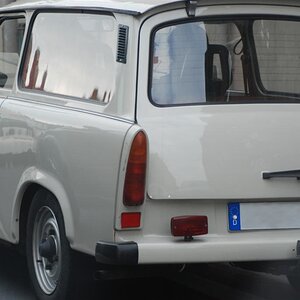 Trabant 601 Universal

Nikon D80
(70mm, 1/125s, ISO 360, Blende 5)