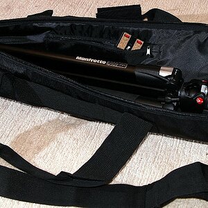MA 055XPLOB mit GIOTTOS Stativtasche GTAA 1252