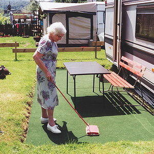 06 Camper, Essen, 2000 © Brigitte Kraemer