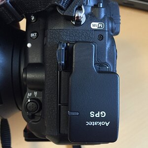 AK-G750 an D750 Seite