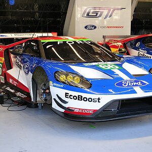 Ford GT