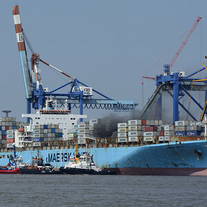MAERSK KARACHI 001