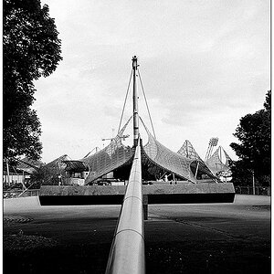 Strebe
Fuji Acros 100, Emofin