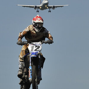 20090517 114428 56 Motocross Flughafen