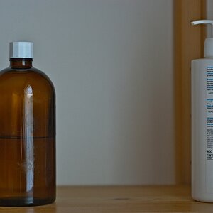 Flasche retro versus futuristisch
s DSC 0536 lzn