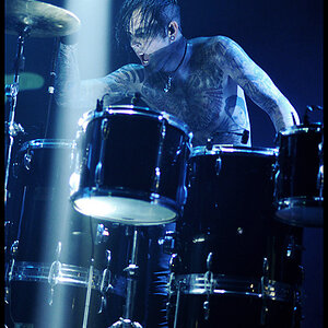Combichrist @ Krefeld (Der wahnsinnige Trevor an den Drumms)