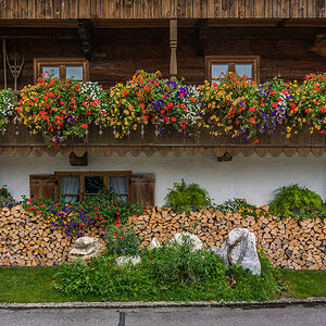 Blumenbalkon Bauernhaus