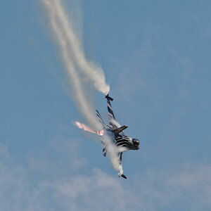 F16 mit Nachbrenner