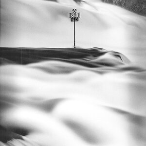 Rheinfall Hochwassermarke 0001
