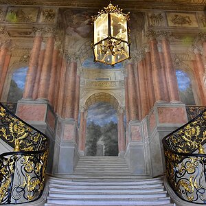Jugendstiltreppenhaus im Rathaus von Nancy
