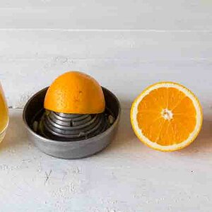 25 Orangensaft Horizontal