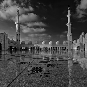 TS6 3477 DxO  Scheich Zayid Moschee