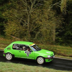 26 Peugeot
205 GTI