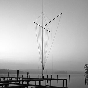 2016 03 08   Berlin Gatow, DSC   ein kalter Morgen im Hafen mit Blick auf den Flaggenmast