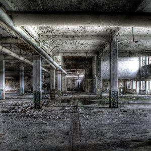 halle4