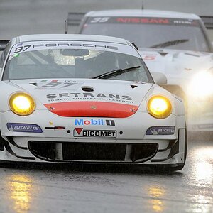 FIA GT 2009
Motorsport Arena Oschersleben
Porsche 911 GT3RS