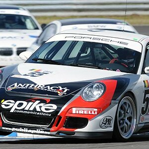 FIA GT 2009
Motorsport Arena Oschersleben
Porsche 997 GT3 / GT4