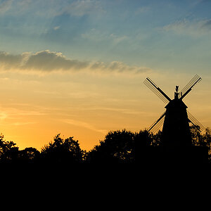 Mühle im Sonnenuntergang