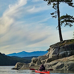 Kayaking Canada: Lonepine Kopie

PSE15-Bearbeitung: Nur Beleuchtung, Skalierung: 1080 mit Schärfungsoption