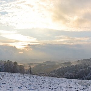 Der erste Schnee (Blockhaus Oberberg 081116 D90)