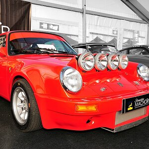 Porsche 911 (2)
