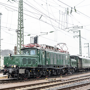 e194 3 2