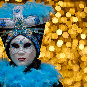 Maske in Gold 0794