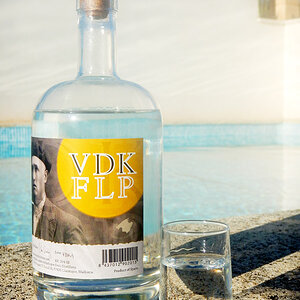 vodka.aus.malle.nf
