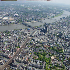 Köln von oben: Ein Rundflug von Bonn Hangelar aus über Köln