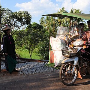 s475 bHninPale Motorrad 2894