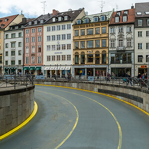 Tiefgarage Josephsplatz Zeiss 21 2.8