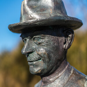 Th Mann Denkmal 3