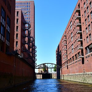 WRU 2147