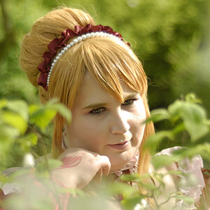 https://www.facebook.com/AtakisCosplayArt/
Als Lucy Heartfilia aus "Fairy Tail"