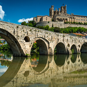 Le Pont Vieux in Beziers