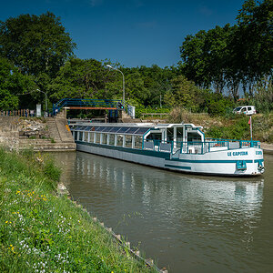 Ausflugsboot am Canal du Midi