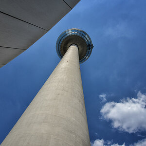 Fernsehturm unten 1200