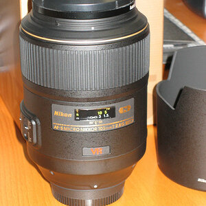 Micro-Nikkor 2,8/105 G VR