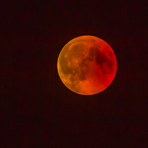 Blutmond Goldener Schnitt