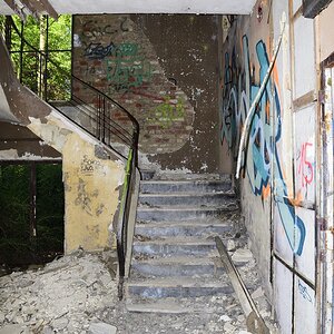 Kaserne im Wald 4