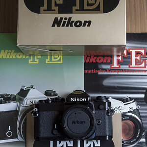 Nikon FE
