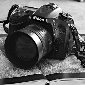 D7100