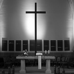 Altarraum der Christuskirche 
"Die zehn Gebote"