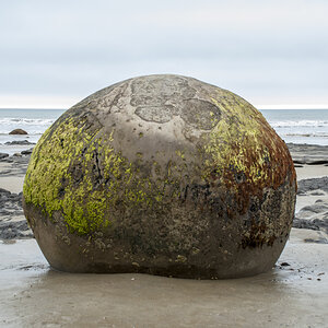 Moeraki Boulders
