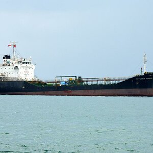 Nikon D 7200 Bitumen Hikari